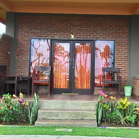 Gubug Balian Beach Bungalow Selemadeg  Værelse billede