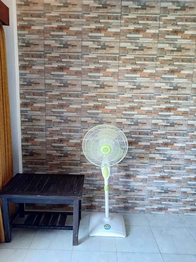 Gubug Balian Beach Bungalow Selemadeg  Eksteriør billede